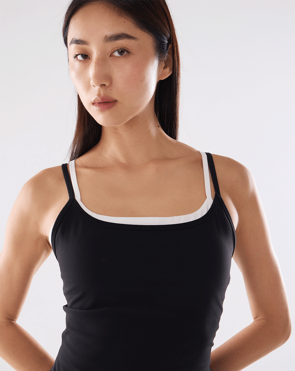 トップス PERVERZE 24SS Off Strap Layered Tank Top PERVERZE 24SS