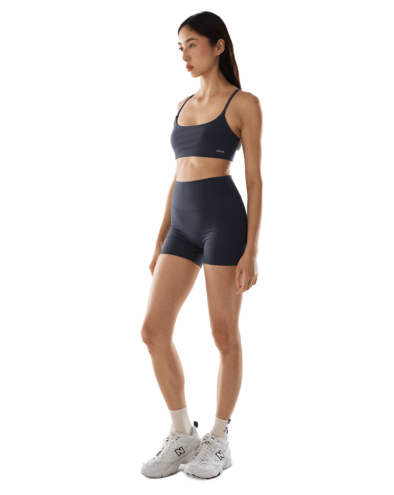 Pointe Bra - cheak