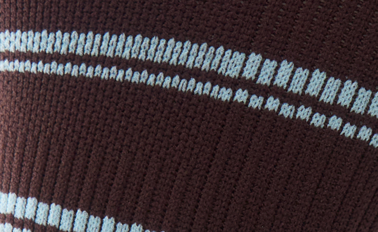 Made with Breathable Mesh 